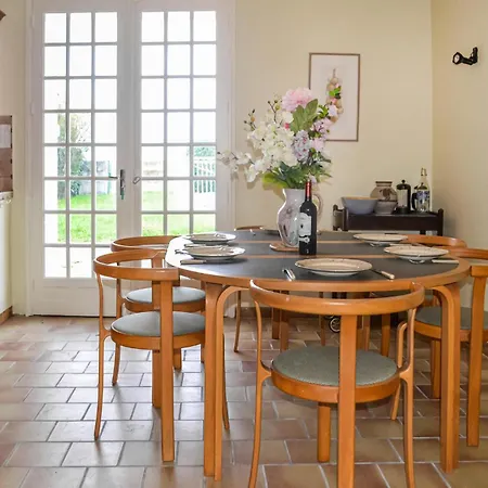Casa vacanze Cozy In With Kitchen *